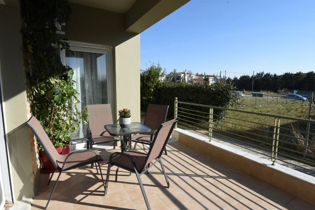 Gaia Cottage With Garden Epanomi Exterior foto